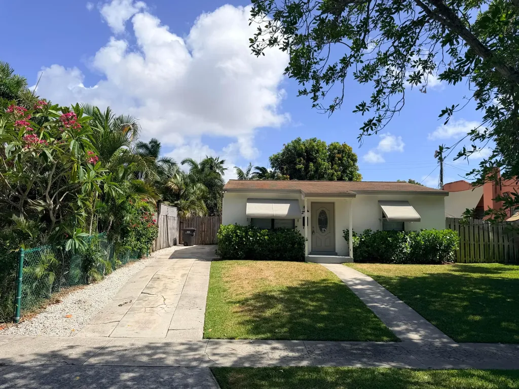 827 Franklin Road West Palm Beach FL 33405