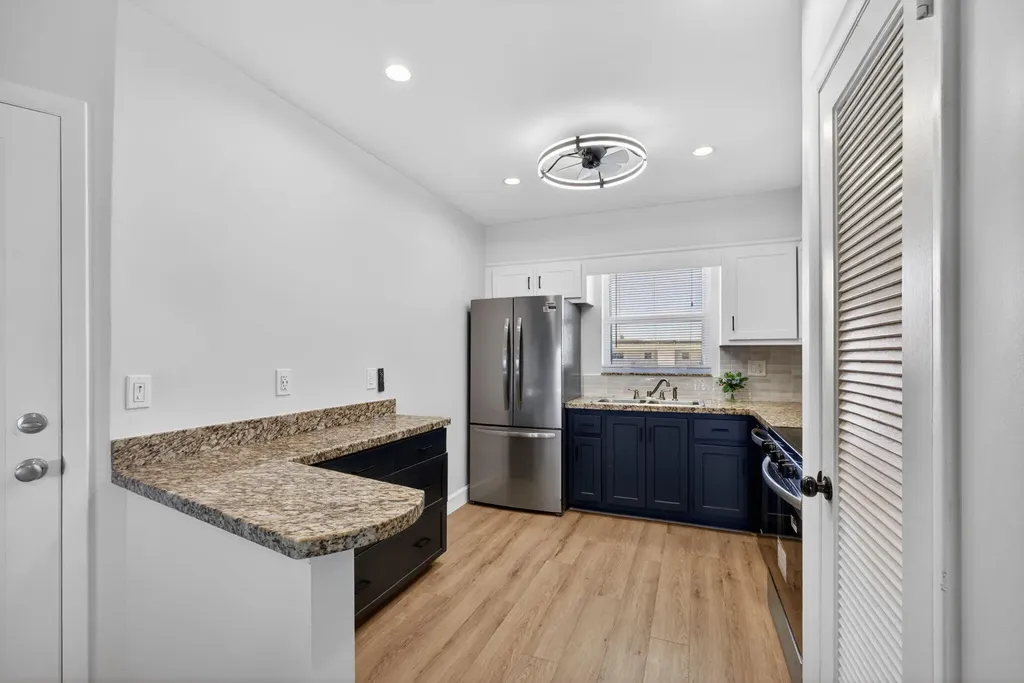 110 Wettaw Lane North Palm Beach FL 33408