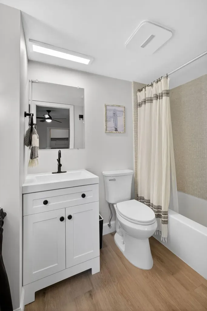 110 Wettaw Lane North Palm Beach FL 33408