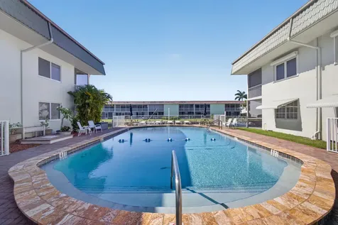 110 Wettaw Lane North Palm Beach FL 33408