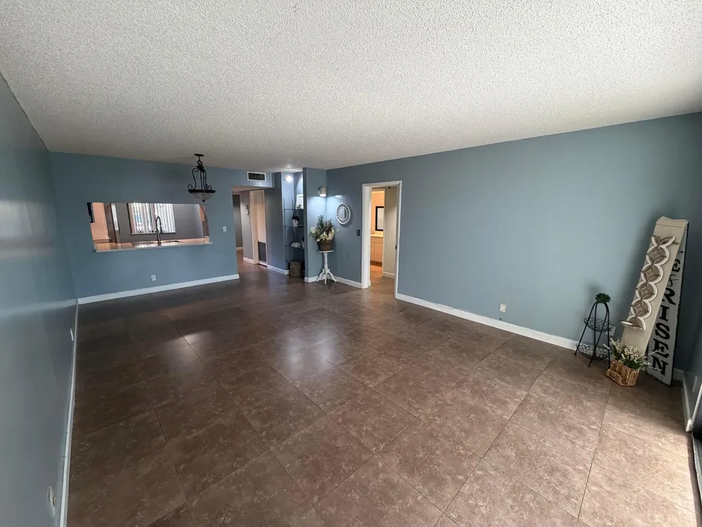 2202 S Cypress Bend Drive Pompano Beach FL 33069