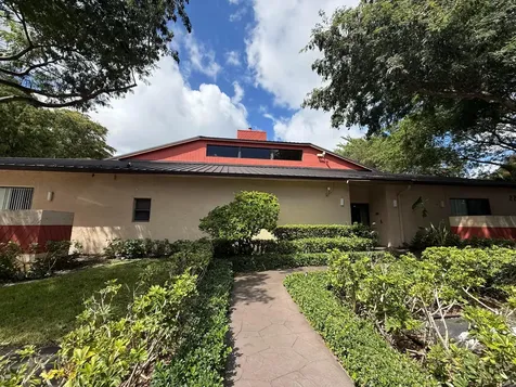 2202 S Cypress Bend Drive Pompano Beach FL 33069