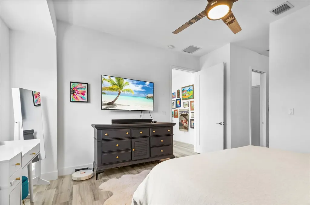 1110 NE 14th Avenue Fort Lauderdale FL 33304