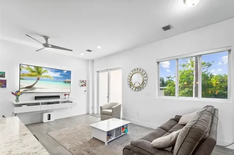 1110 NE 14th Avenue Fort Lauderdale FL 33304