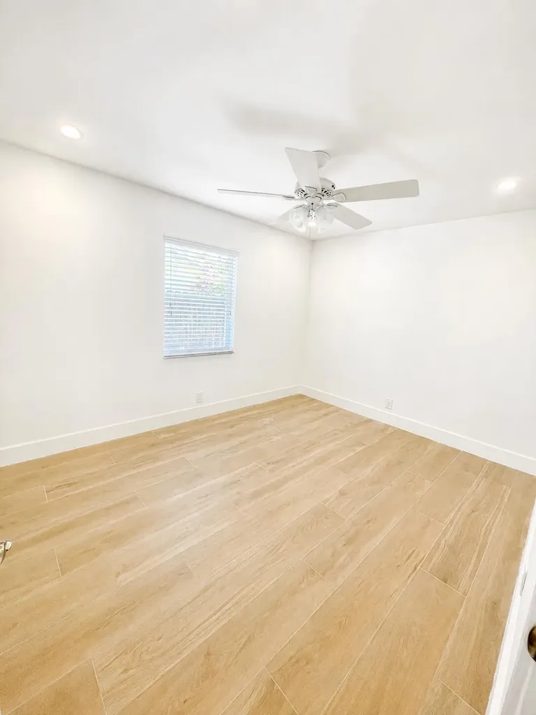 2104 Dock Street West Palm Beach FL 33401