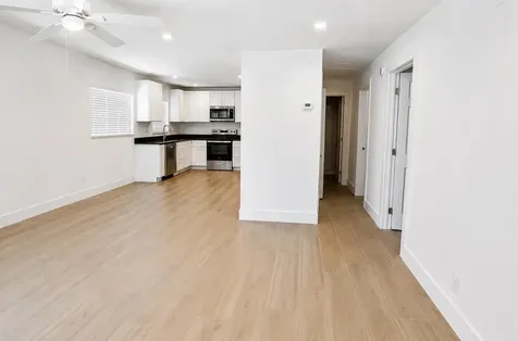 2104 Dock Street West Palm Beach FL 33401
