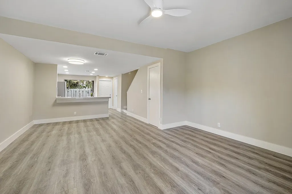 2747 NE 15th Street Pompano Beach FL 33062