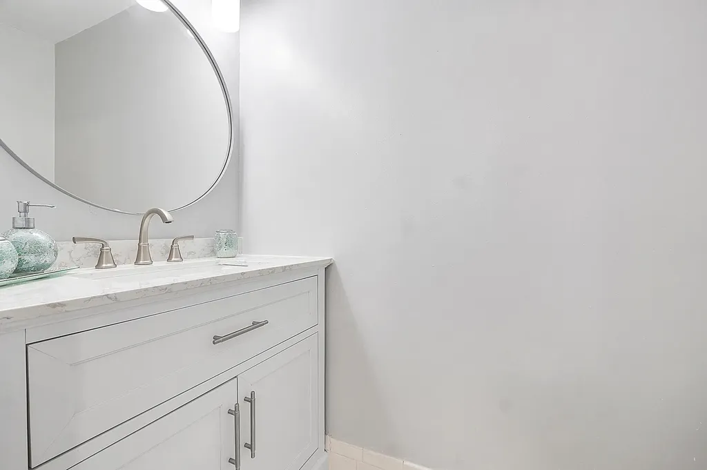 2747 NE 15th Street Pompano Beach FL 33062