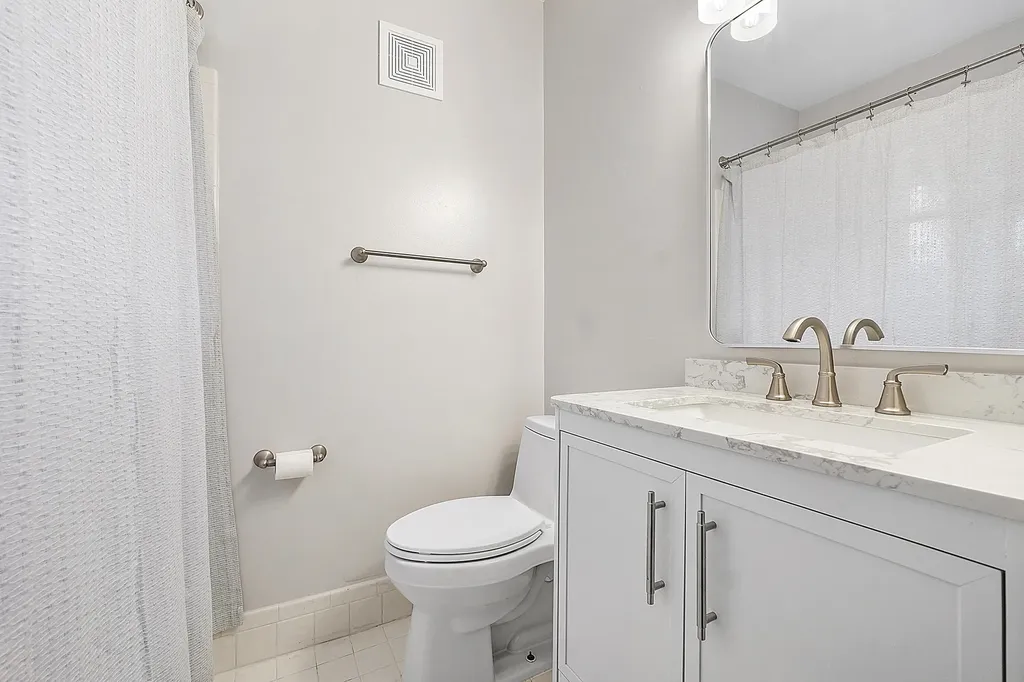 2747 NE 15th Street Pompano Beach FL 33062