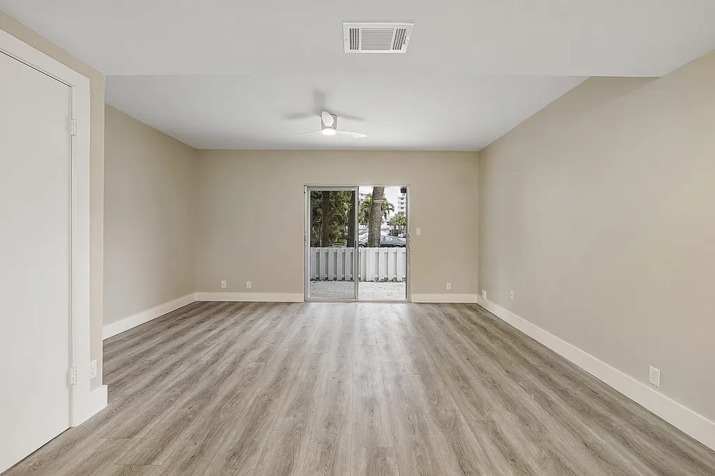 2747 NE 15th Street Pompano Beach FL 33062