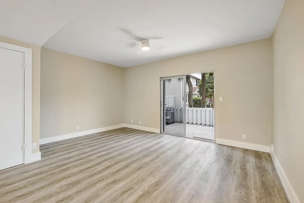 2747 NE 15th Street Pompano Beach FL 33062