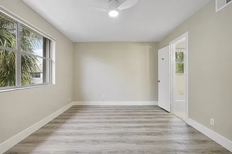 2747 NE 15th Street Pompano Beach FL 33062