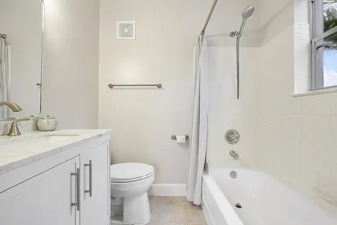 2747 NE 15th Street Pompano Beach FL 33062