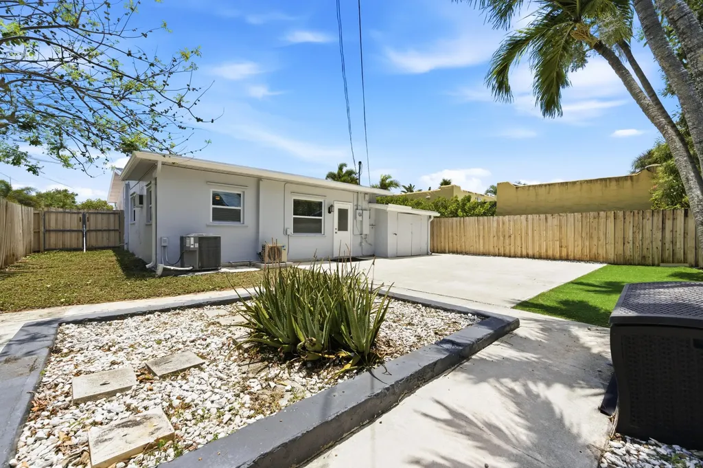 715 Green Street West Palm Beach FL 33405