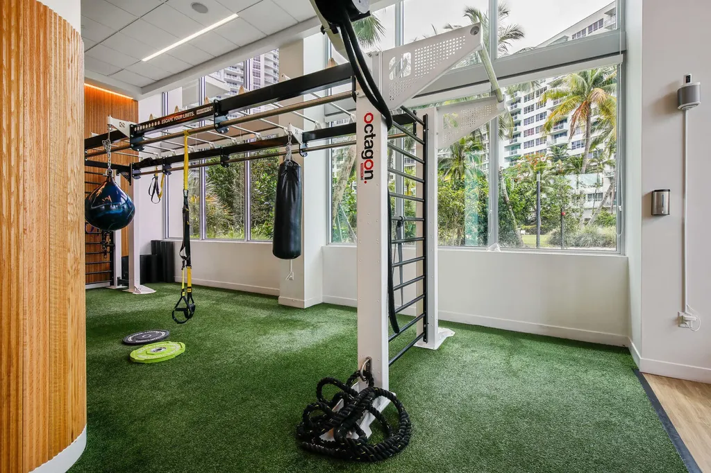 1500 Bay Road Miami Beach FL 33139