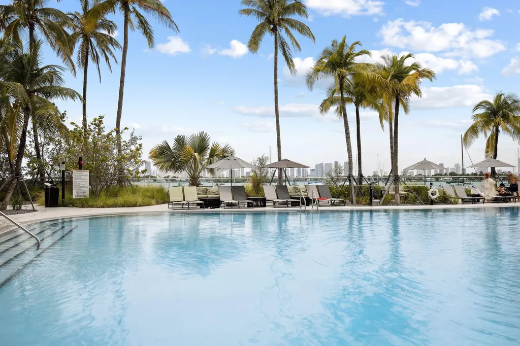 1500 Bay Road Miami Beach FL 33139