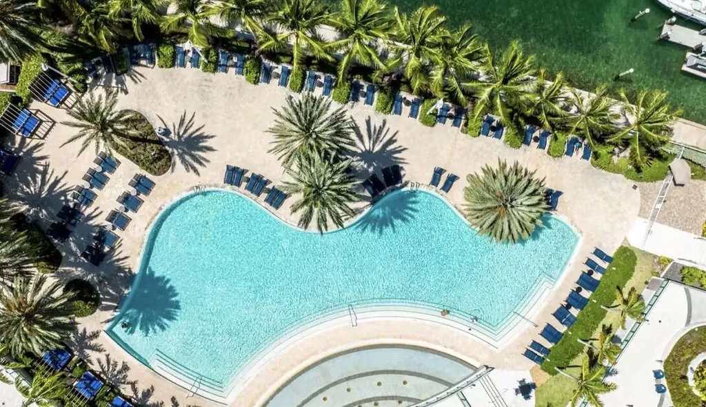 1500 Bay Road Miami Beach FL 33139