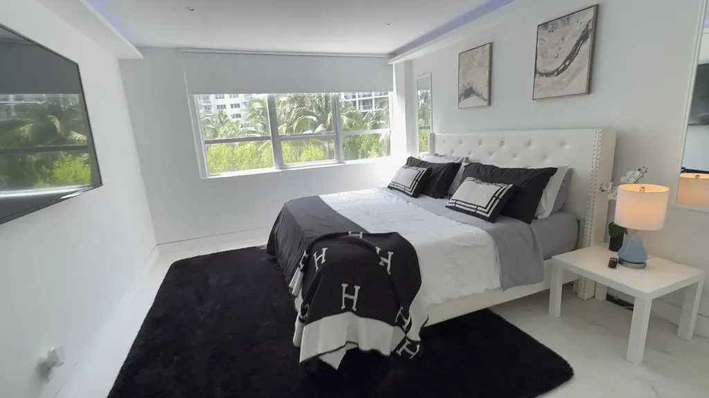 1500 Bay Road Miami Beach FL 33139