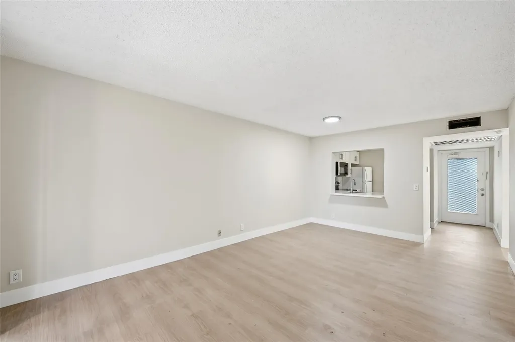9430 Poinciana Place Davie FL 33324