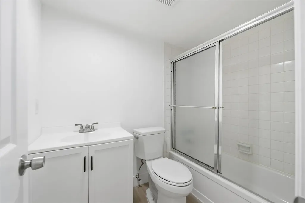 9430 Poinciana Place Davie FL 33324