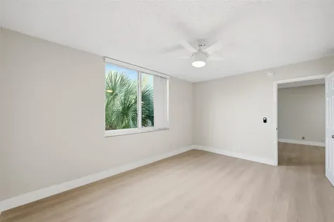9430 Poinciana Place Davie FL 33324