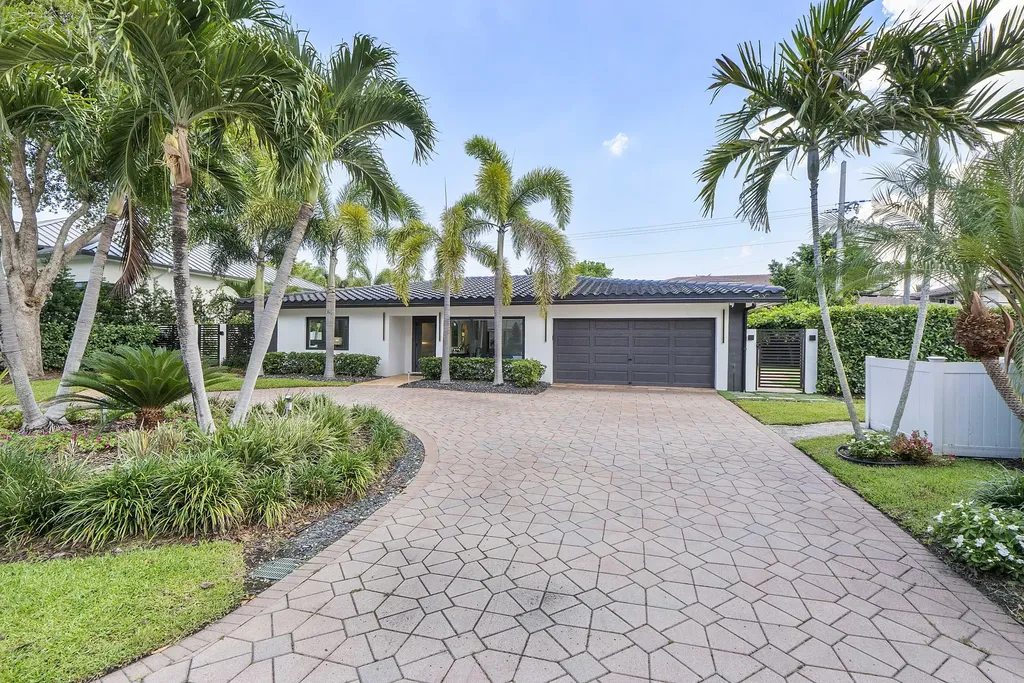 Fort Lauderdale FL, 2800 NE 21st Court