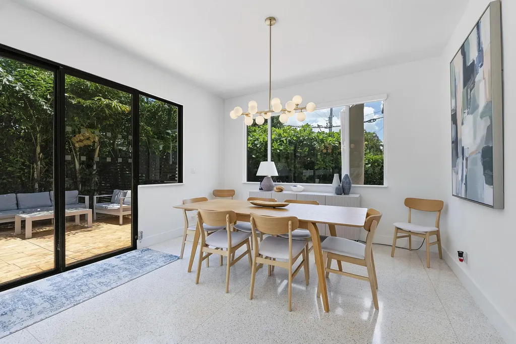 2800 NE 21st Court Fort Lauderdale FL 33305