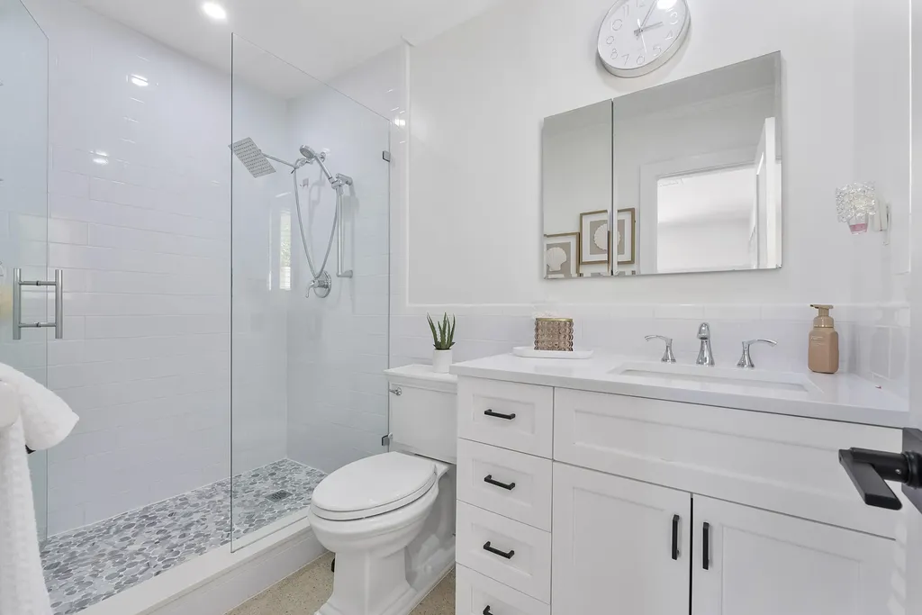 2800 NE 21st Court Fort Lauderdale FL 33305