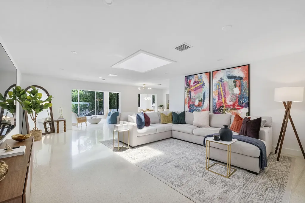 2800 NE 21st Court Fort Lauderdale FL 33305