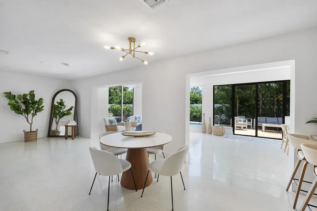 2800 NE 21st Court Fort Lauderdale FL 33305