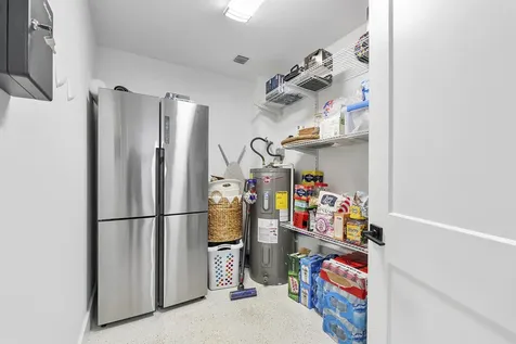 2800 NE 21st Court Fort Lauderdale FL 33305