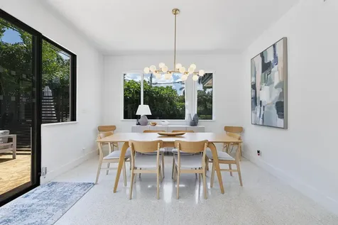 2800 NE 21st Court Fort Lauderdale FL 33305