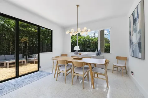2800 NE 21st Court Fort Lauderdale FL 33305