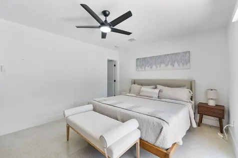 2800 NE 21st Court Fort Lauderdale FL 33305