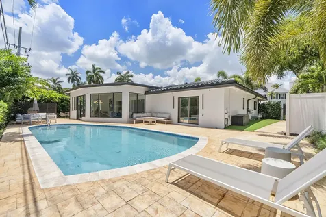 2800 NE 21st Court Fort Lauderdale FL 33305