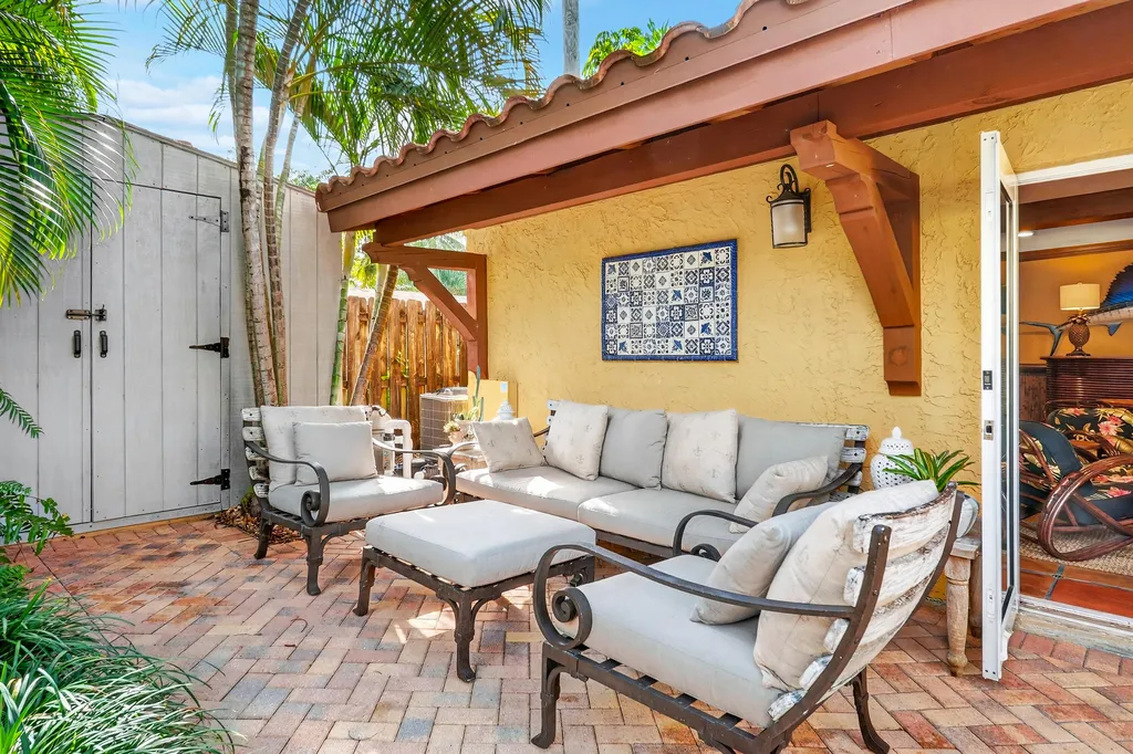 348 Plymouth Road West Palm Beach FL 33405