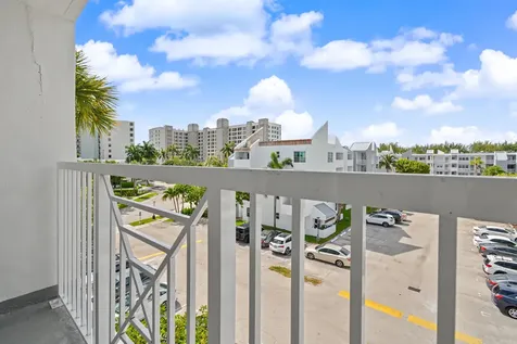 2840 NE 14th Street Pompano Beach FL 33062