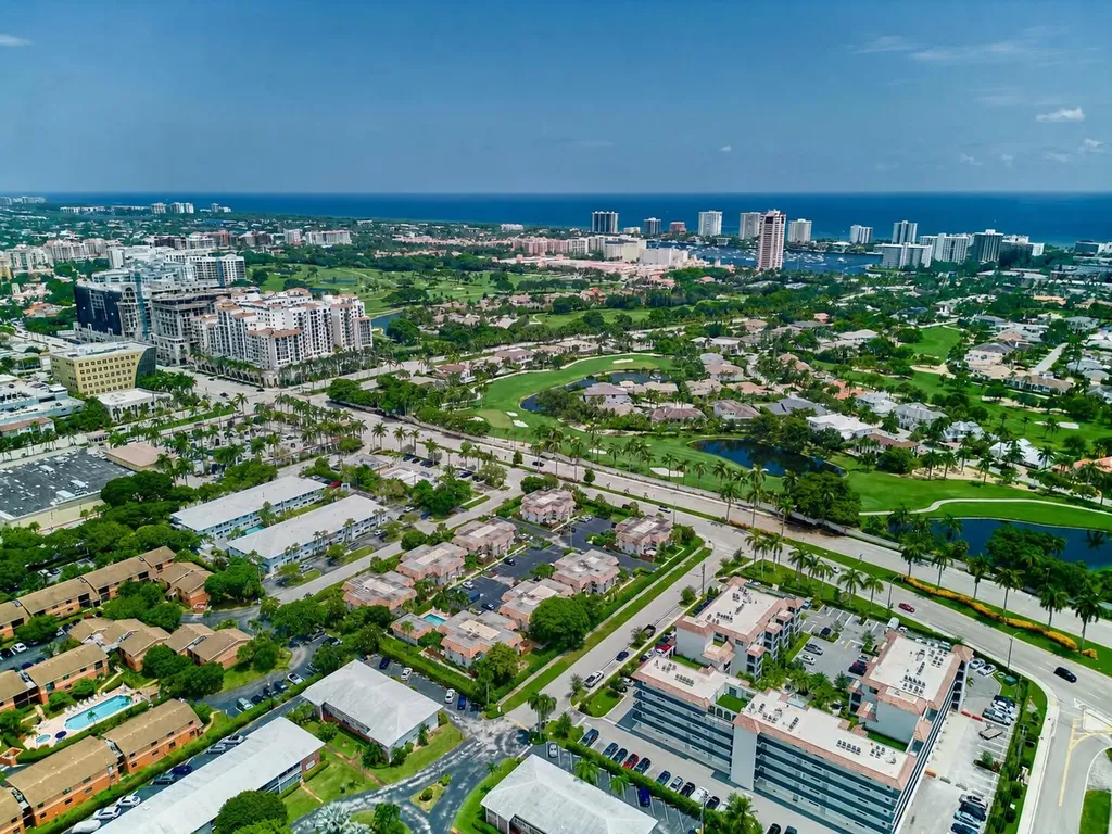 1251 S Federal Highway Boca Raton FL 33432