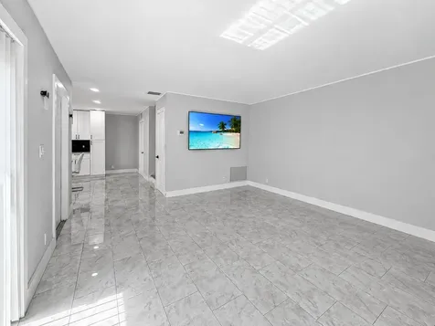 1251 S Federal Highway Boca Raton FL 33432