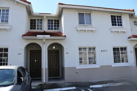 21211 NW 14th Place Miami Gardens FL 33169