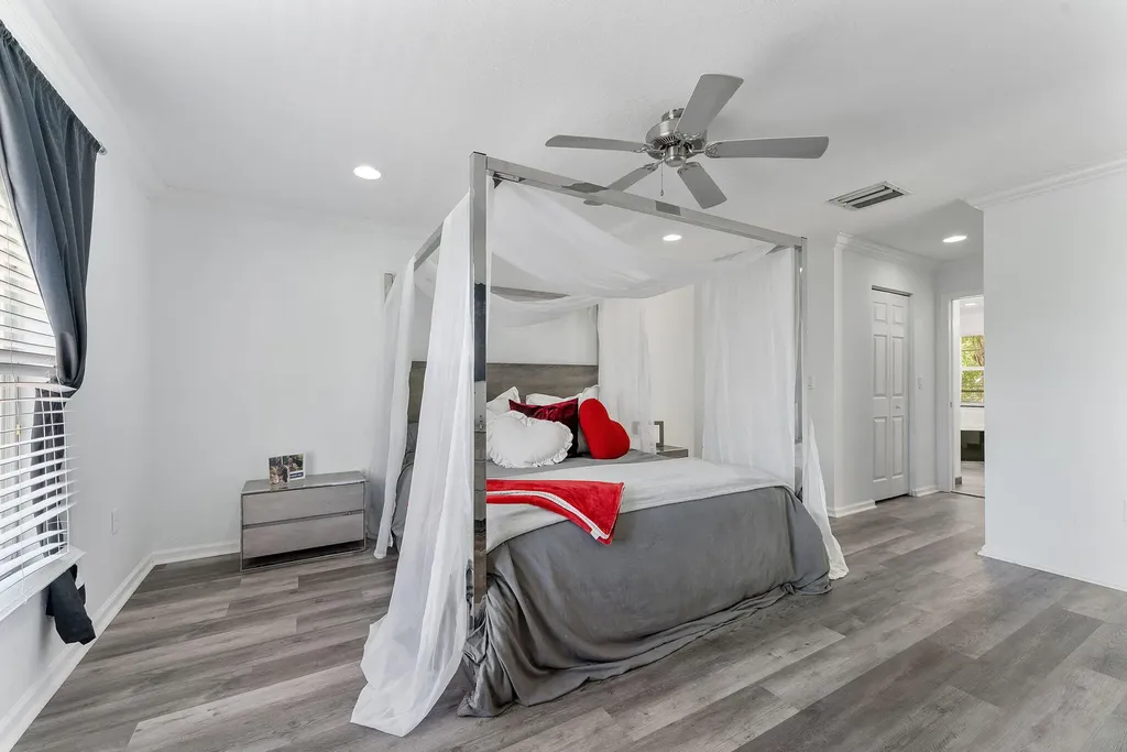 7942 Parsons Pine Drive Boynton Beach FL 33437