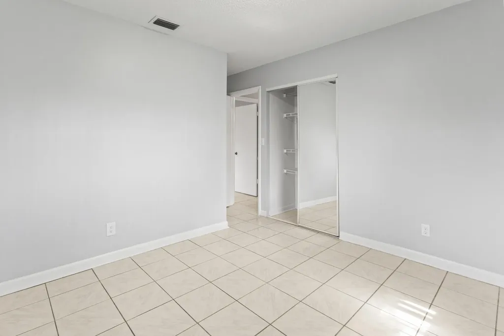 3709 NW 84th Avenue Sunrise FL 33351