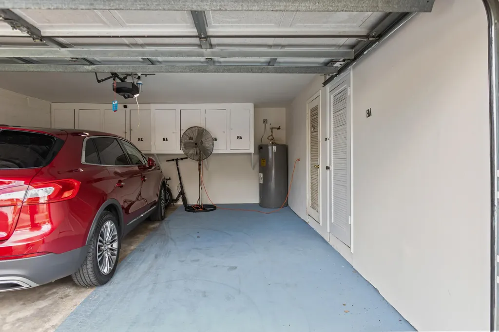 3709 NW 84th Avenue Sunrise FL 33351