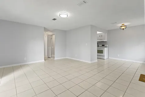 3709 NW 84th Avenue Sunrise FL 33351