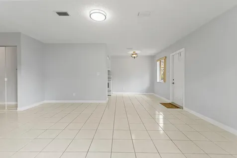 3709 NW 84th Avenue Sunrise FL 33351