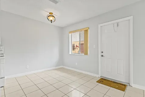 3709 NW 84th Avenue Sunrise FL 33351