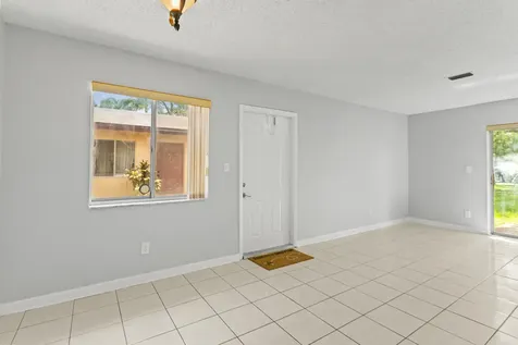 3709 NW 84th Avenue Sunrise FL 33351