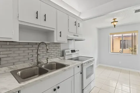 3709 NW 84th Avenue Sunrise FL 33351