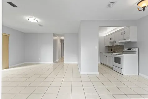 3709 NW 84th Avenue Sunrise FL 33351