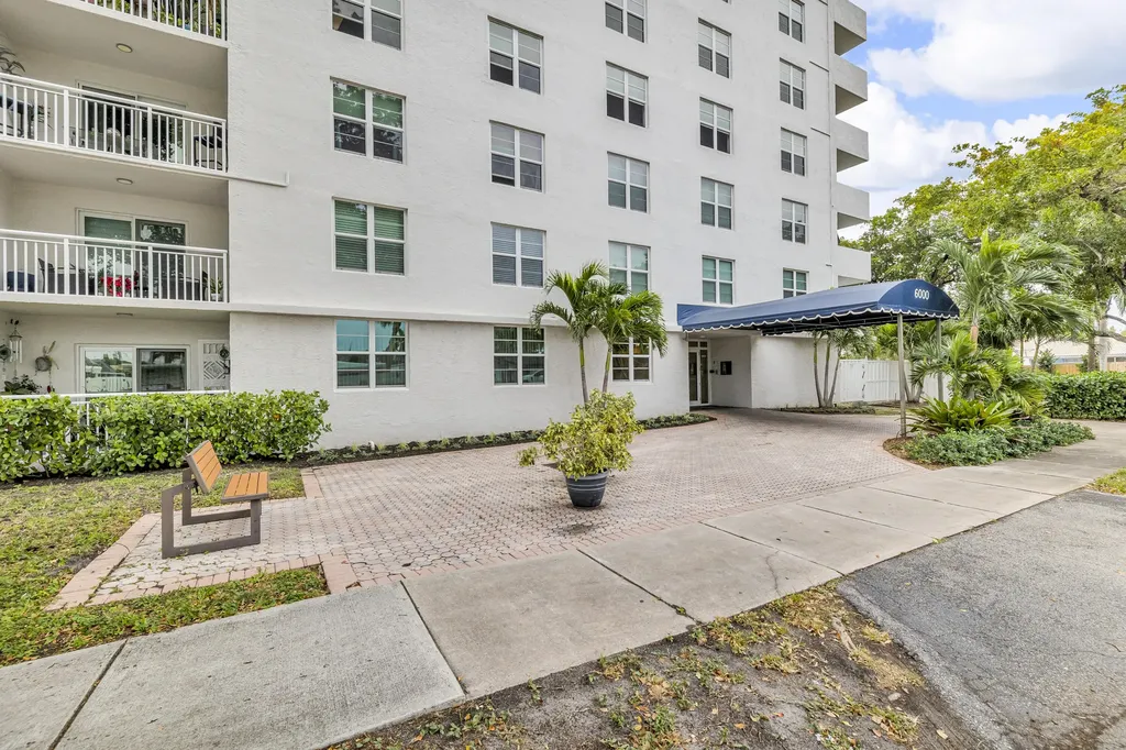 6000 NE 22nd Way Fort Lauderdale FL 33308